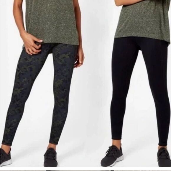 Sweaty Betty - Power Reversible Leggings - Green Camo & Solid Black - XSmall - Picture 1 of 6